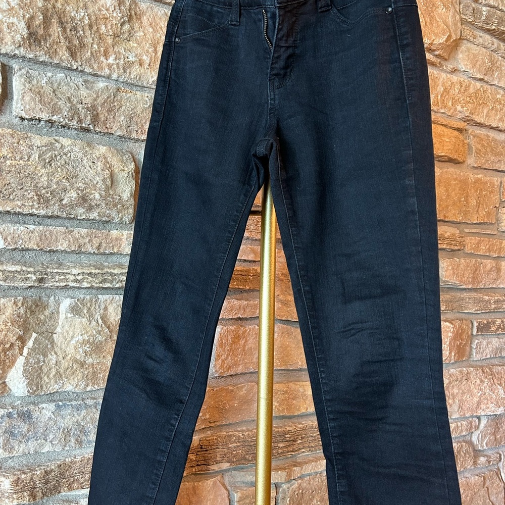Black Jag Skinny Jeans